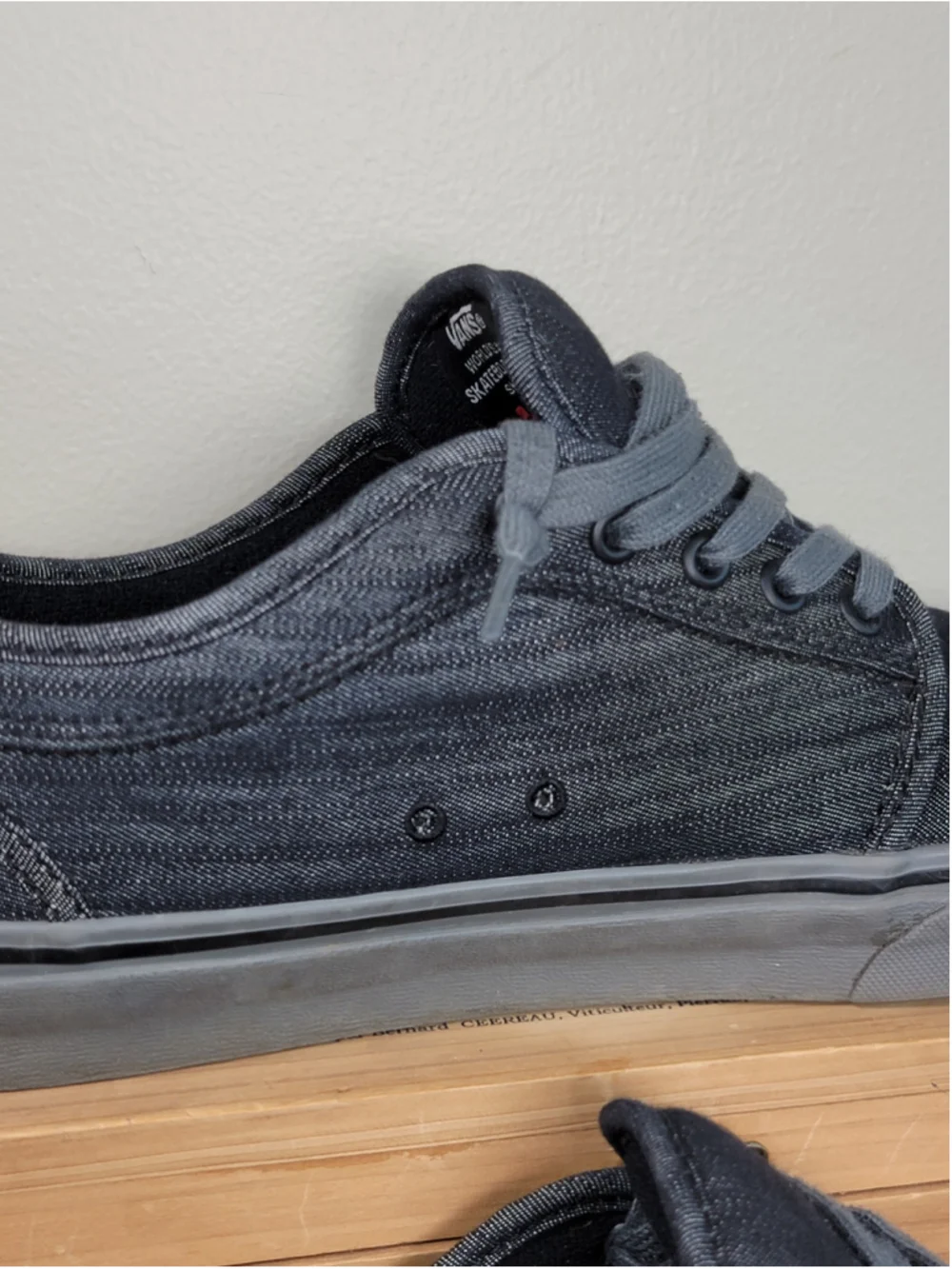 Vans 9.5 Skate Chukka Low Black Denim Gray Canvas Shoes Athletic Skater Sneakers