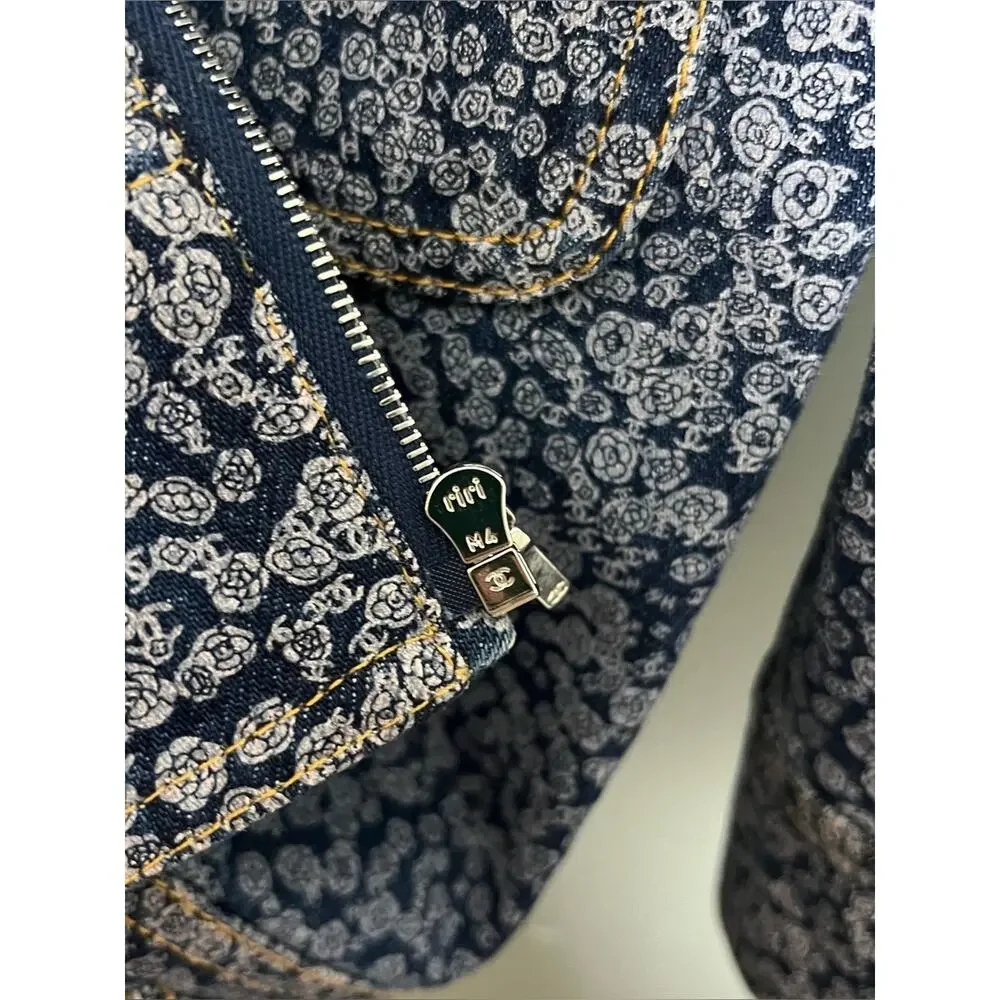 CHANEL Camellia CC Floral Denim Jean Jacket Oversized Bomber Size 34 Women’s 2