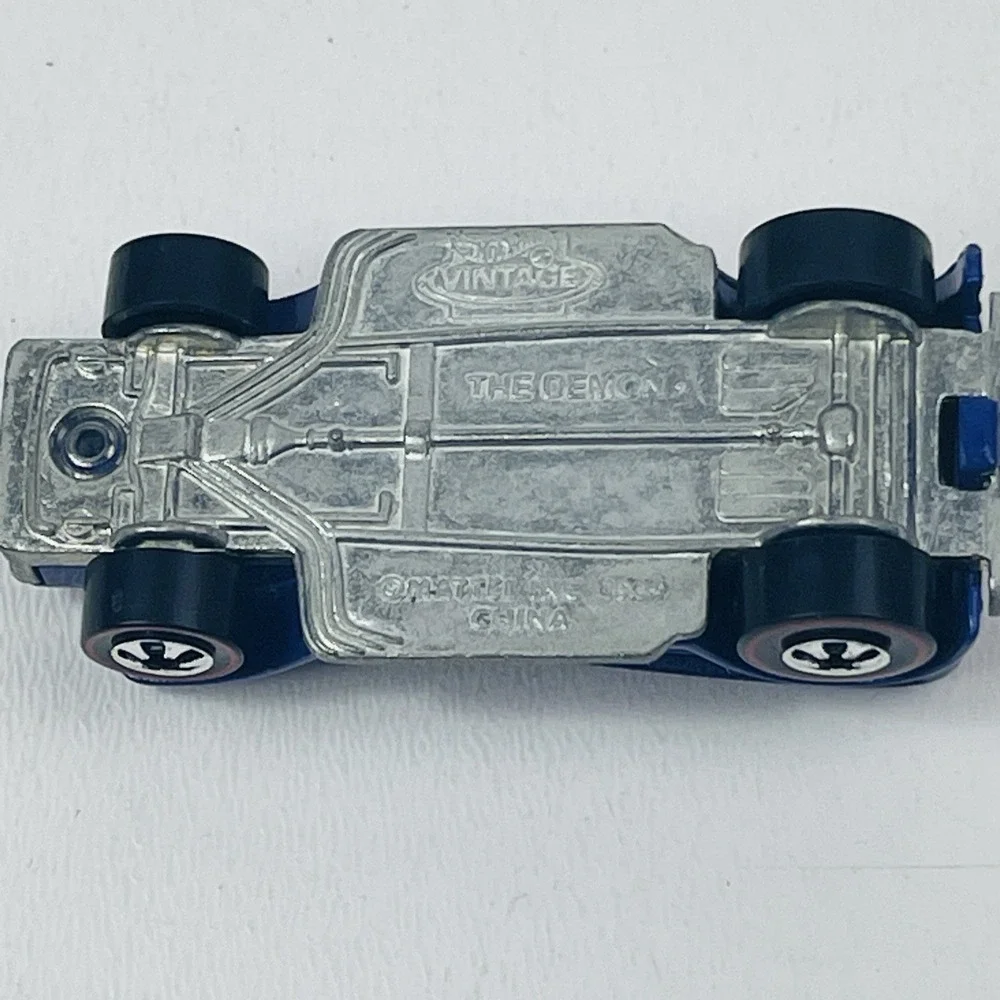 Hot Wheels please see