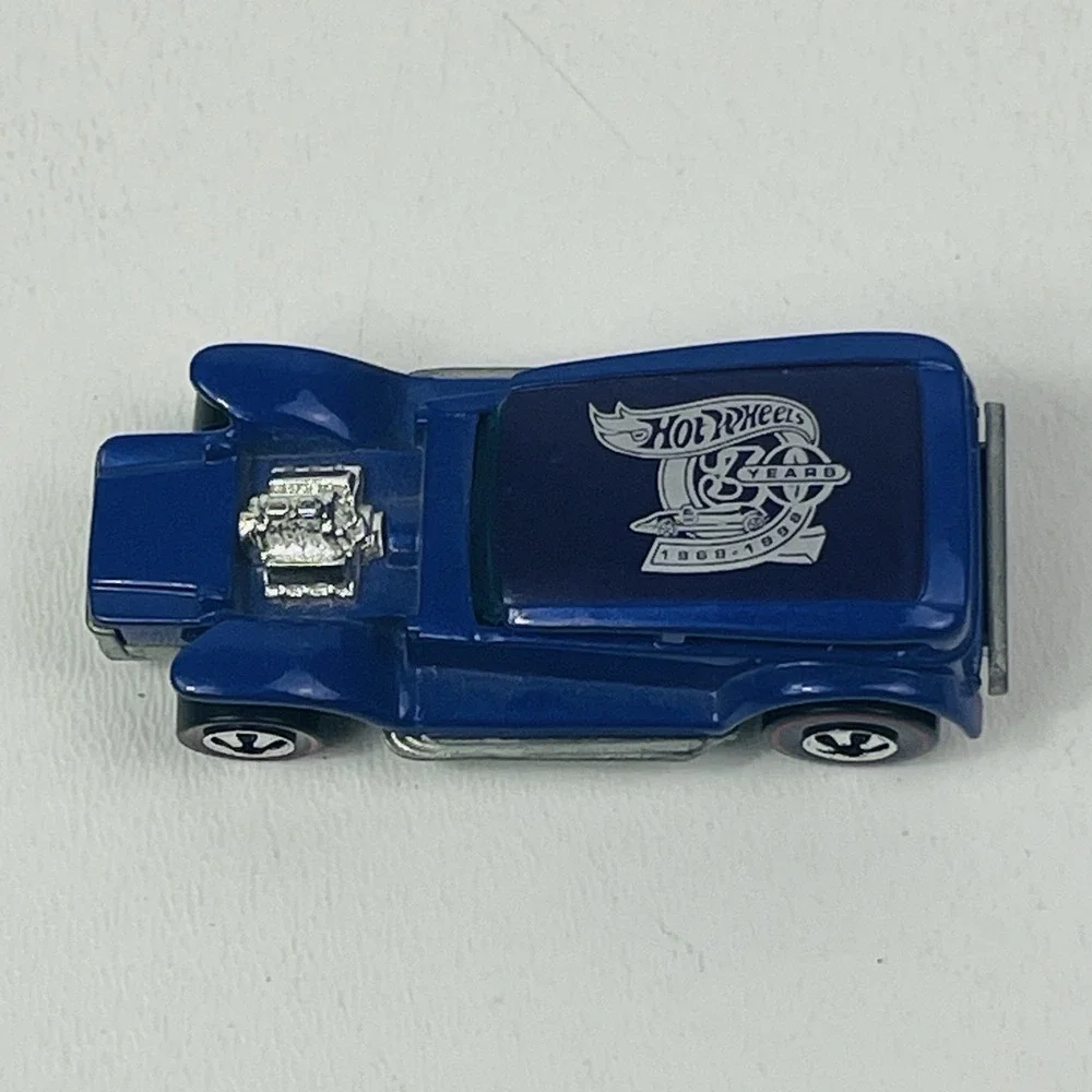 Hot Wheels please see