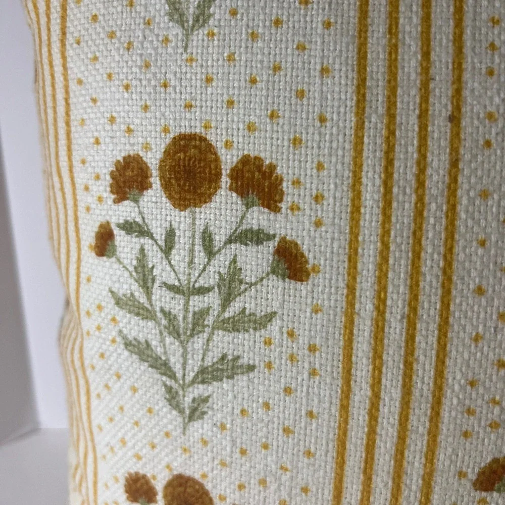Anthropologie delicate color square
