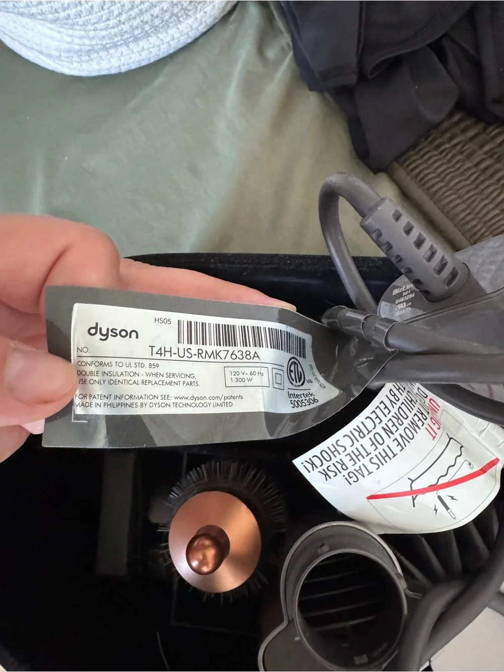 Dyson Black and Copper Airwrap Complete Wand with Styling Attachments
