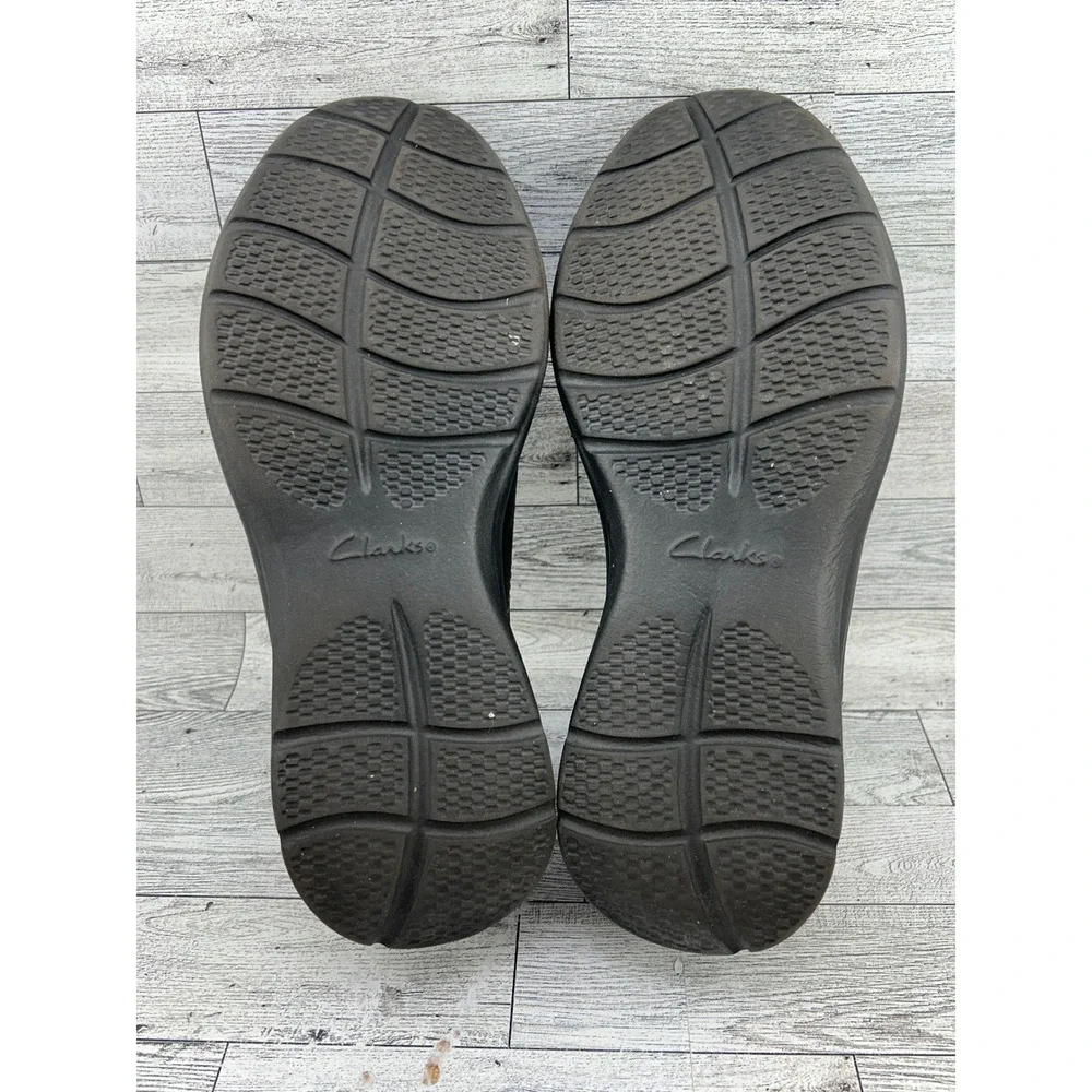 Clarks collection loafers