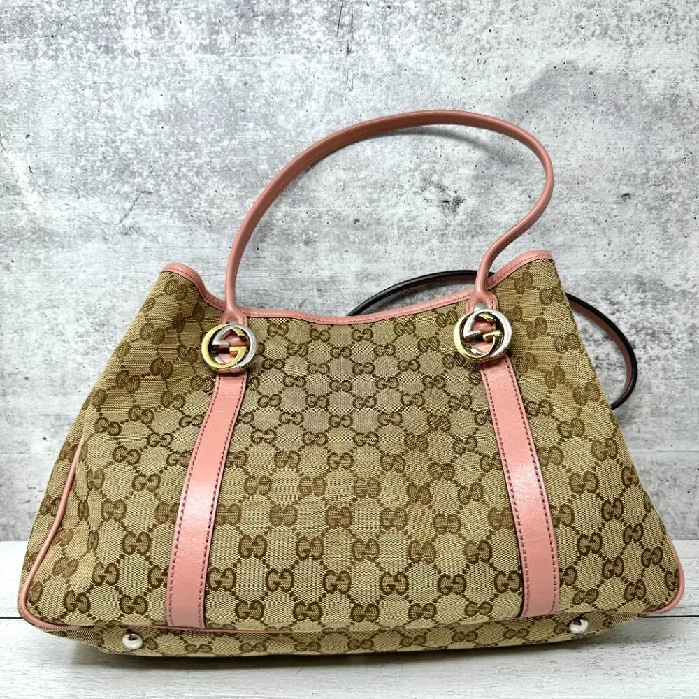 Gucci iconic gg