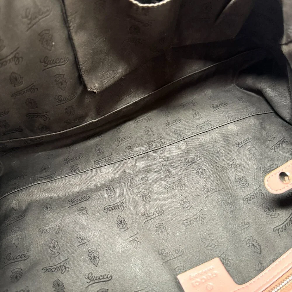 Gucci iconic gg