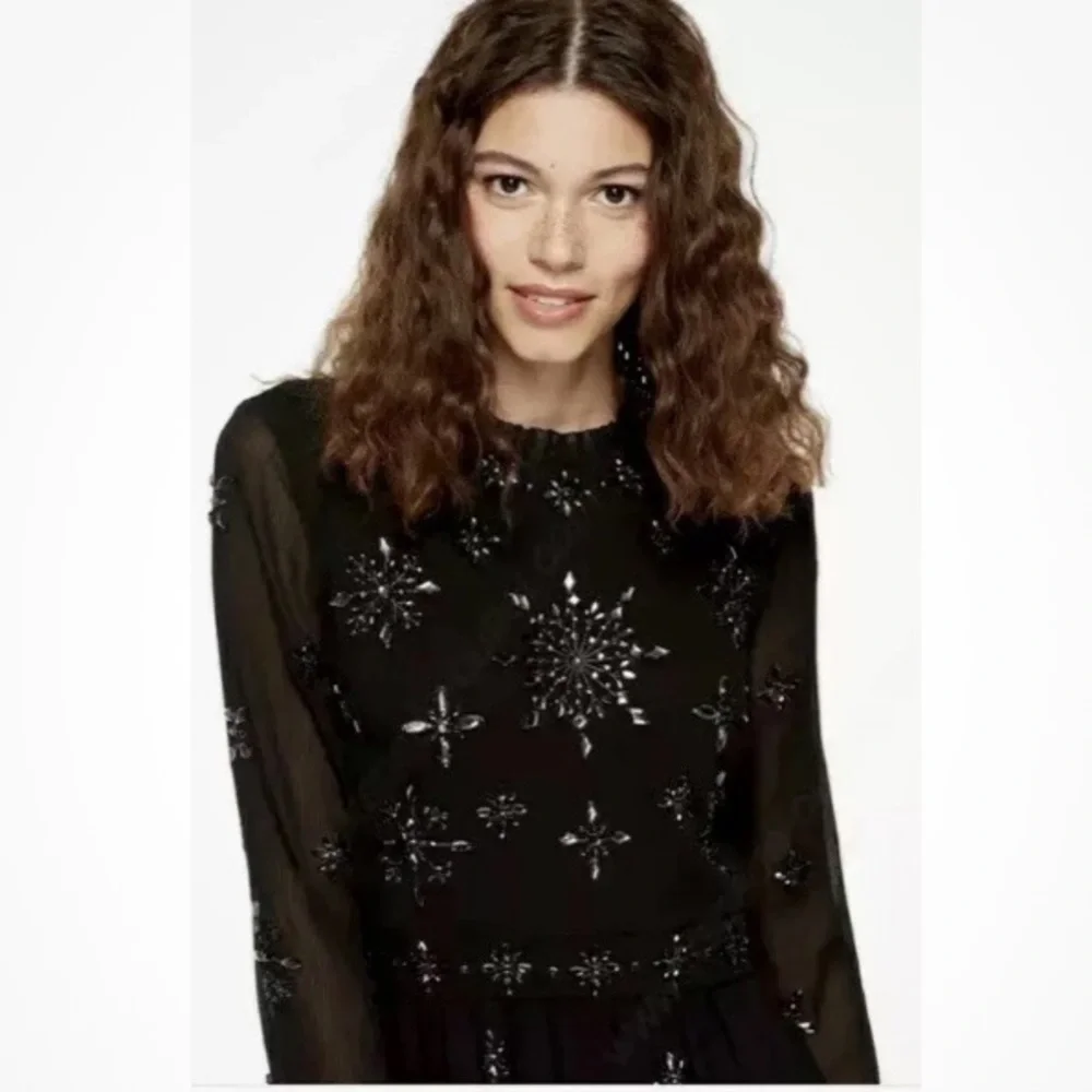 kate spade this stunning