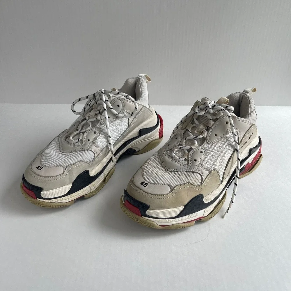 Balenciaga statement style use