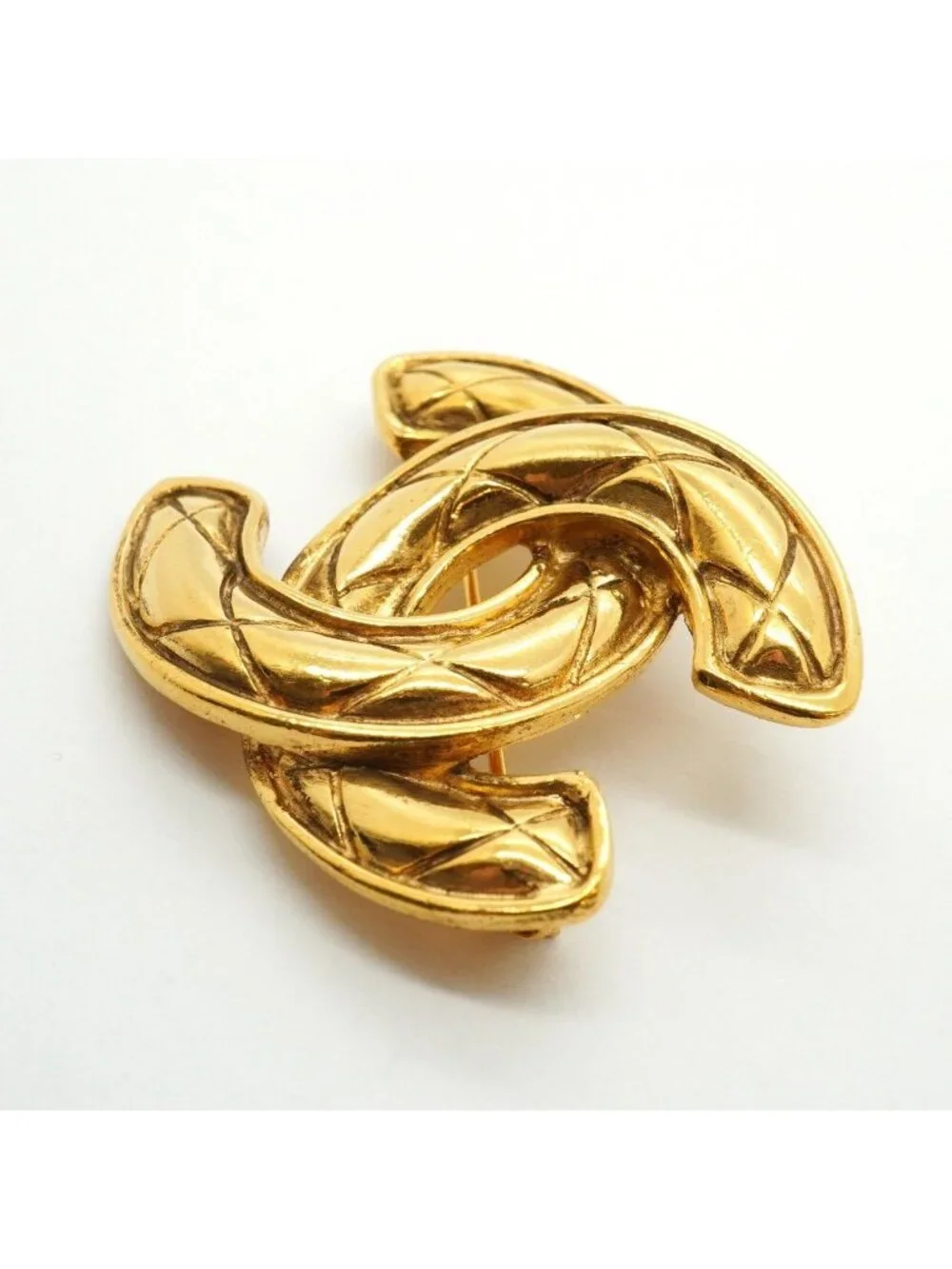 Chanel Brooch Vintage CC Logo Quilted Gold Plated