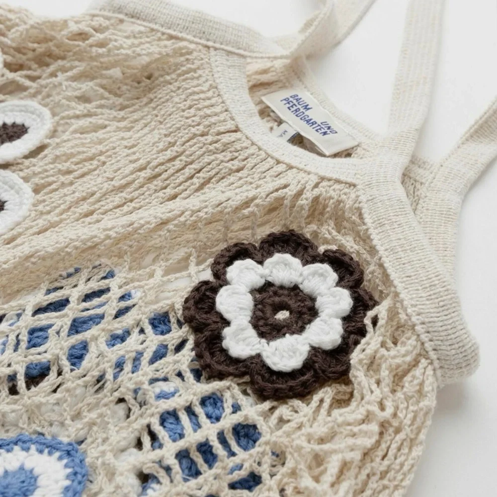 Baum Und Pferdgarten charming crocheted