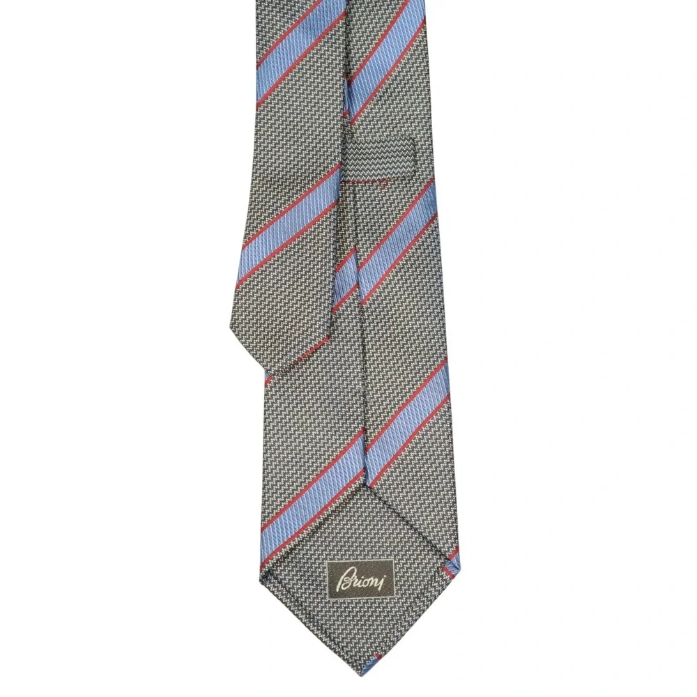 Brioni clean crimson muted
