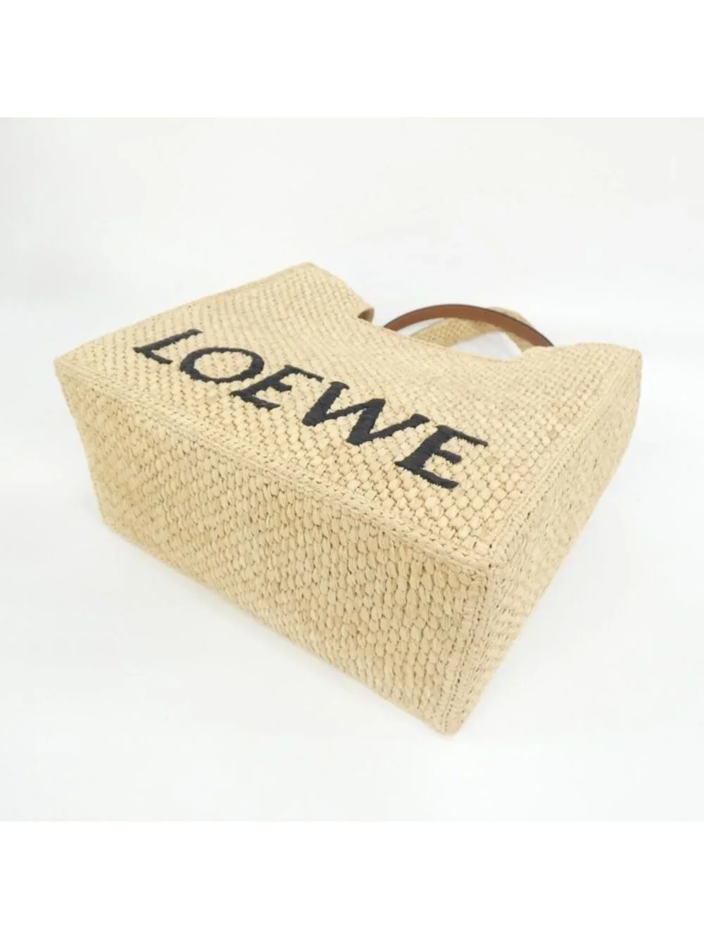 Loewe 83 no our