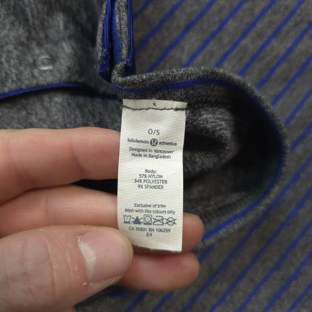 Lululemon Scarf Womens One Size Gray Blue Stripe Vinyasa Snap Neck Warmer Wrap