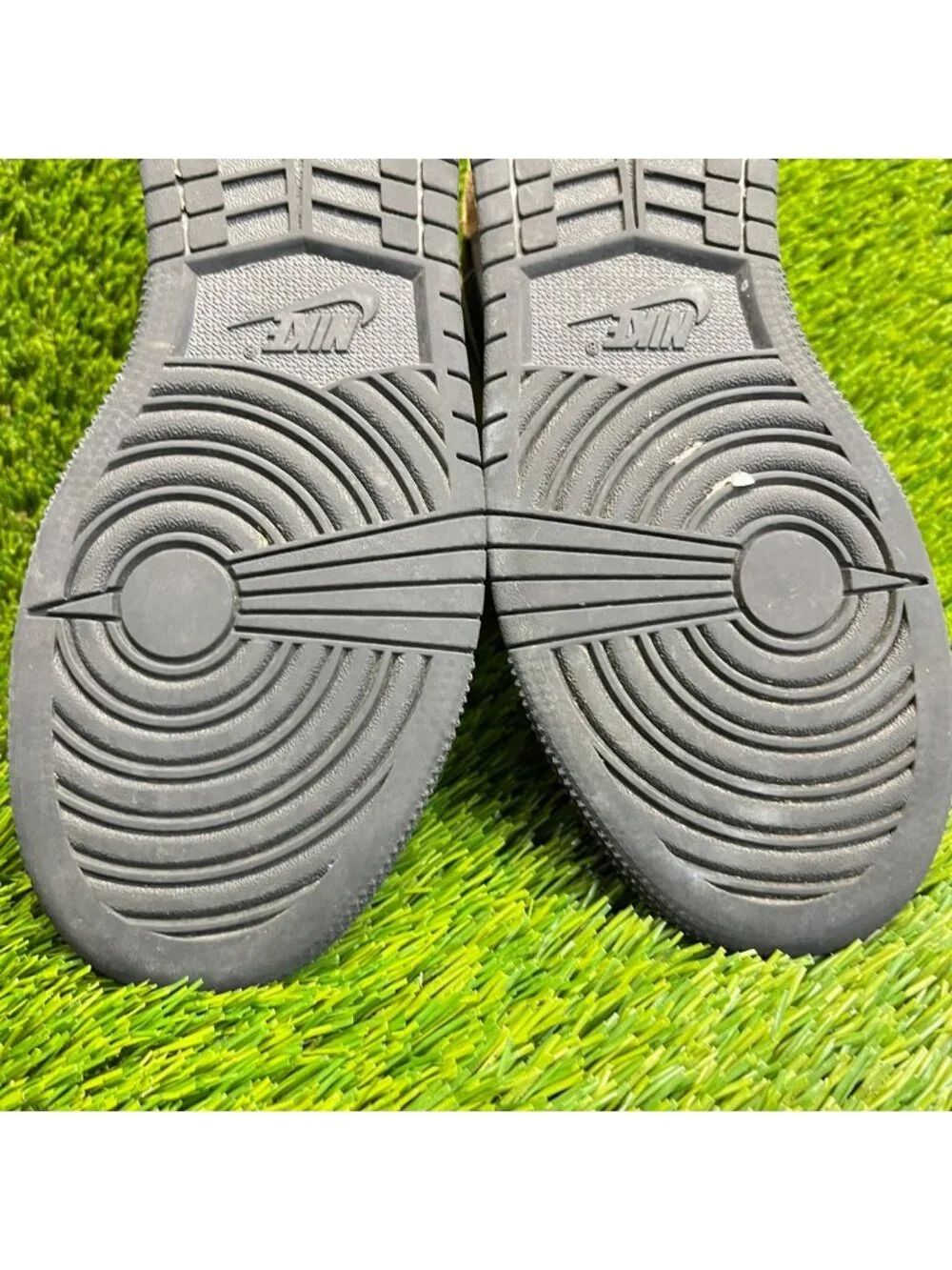 Nike please review