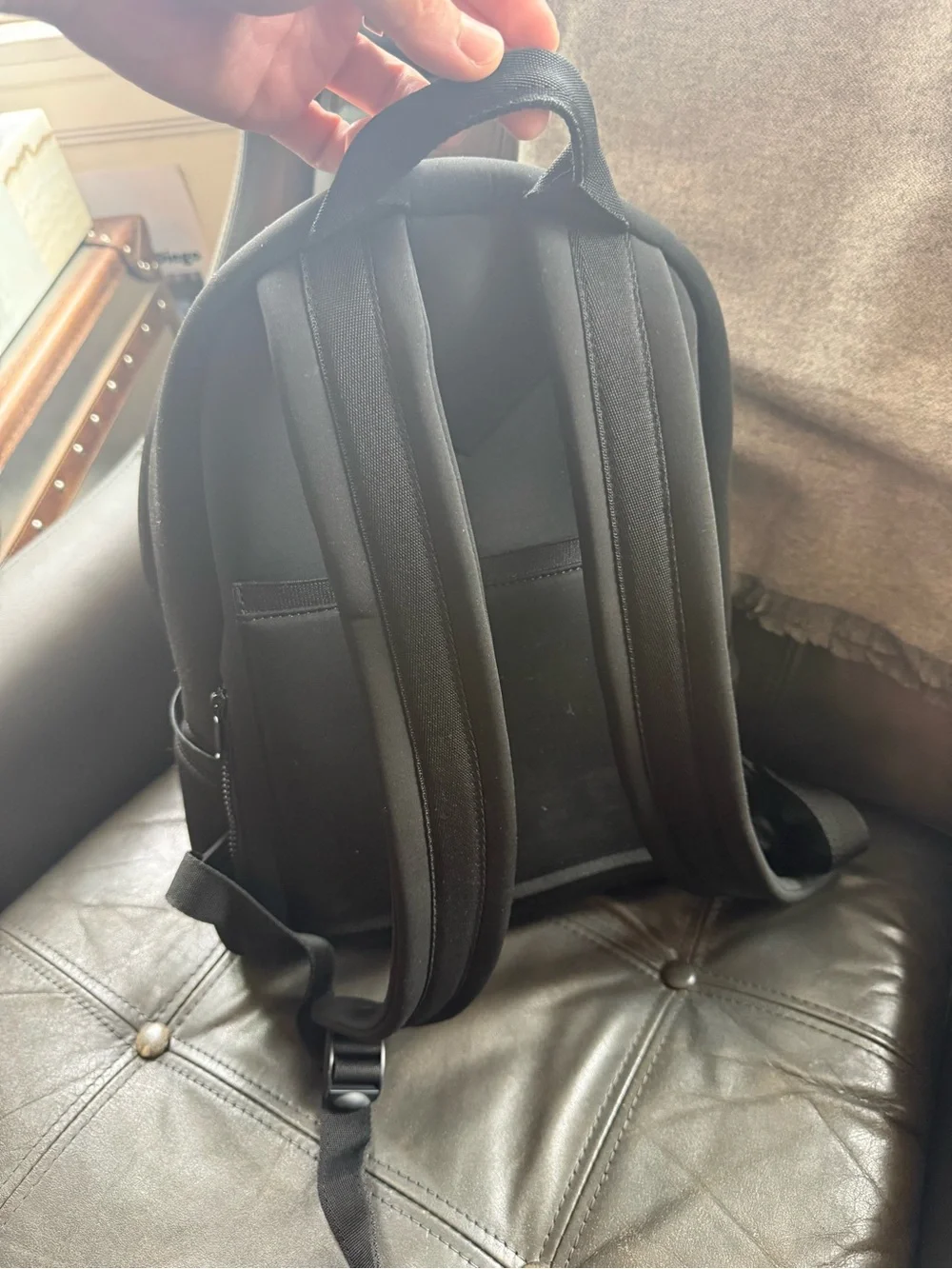 Quince compact black