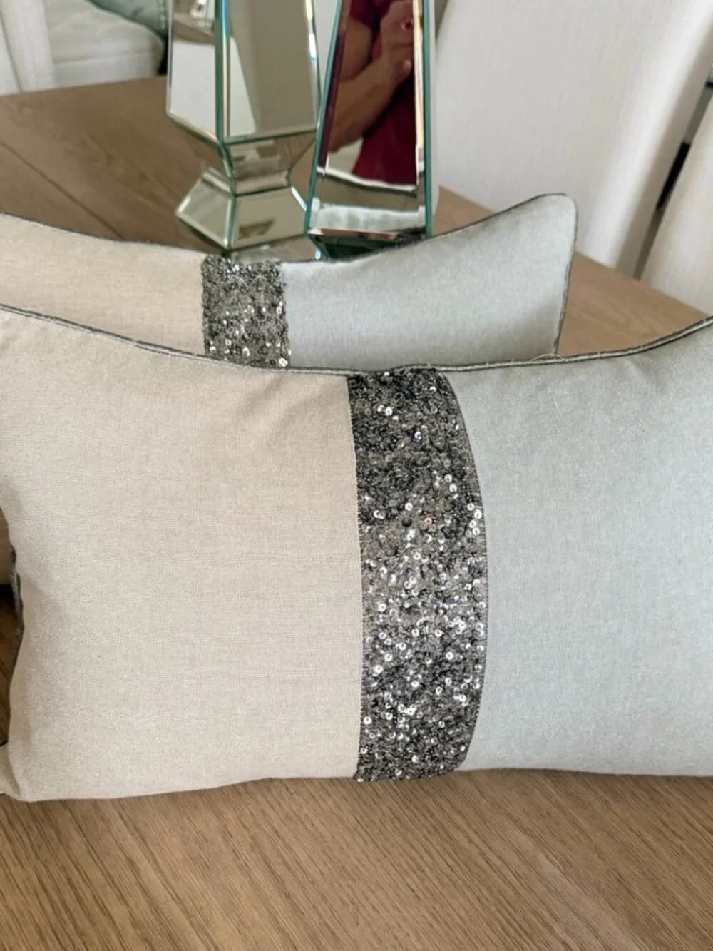 Saro Lifestyle Set of 2 Beaded Sequin Lumbar Pillows 12x20 Gray Beige Luxury