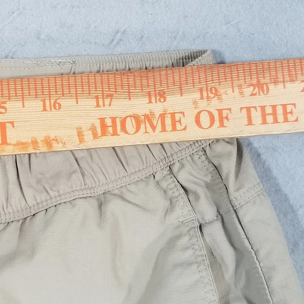 The North Face cargo hiking shorts men's XL extra large nylon comfort waist