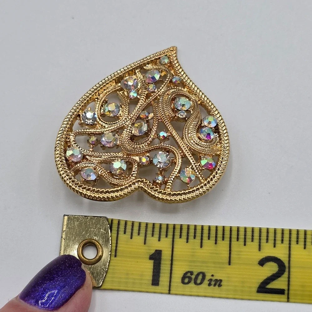The Unbranded Brand shape 5x1 gold