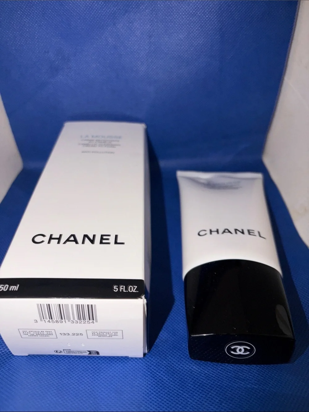 CHANEL camellia cleansing