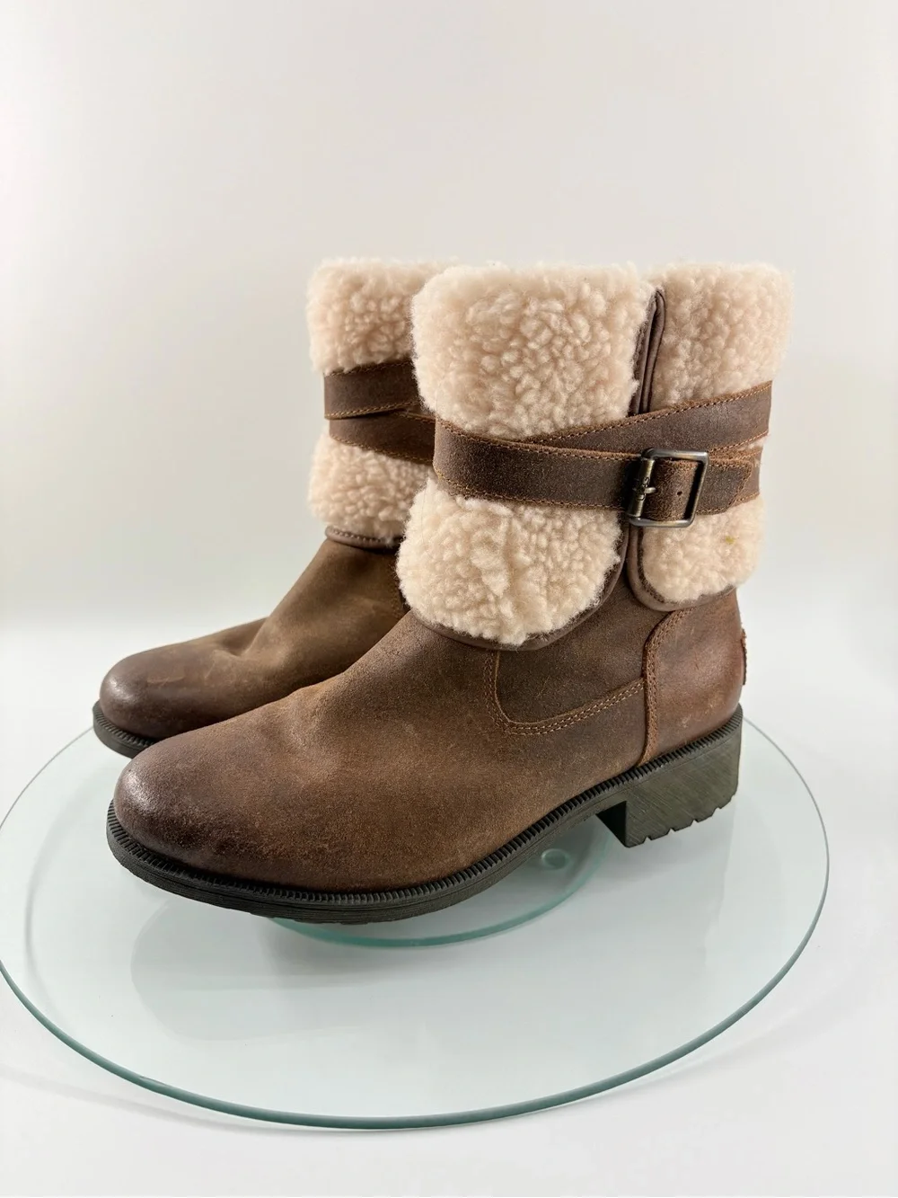 UGG Blayre Boots Chestnut Shearling Moto Buckle Zip Leather Women’s Size 8