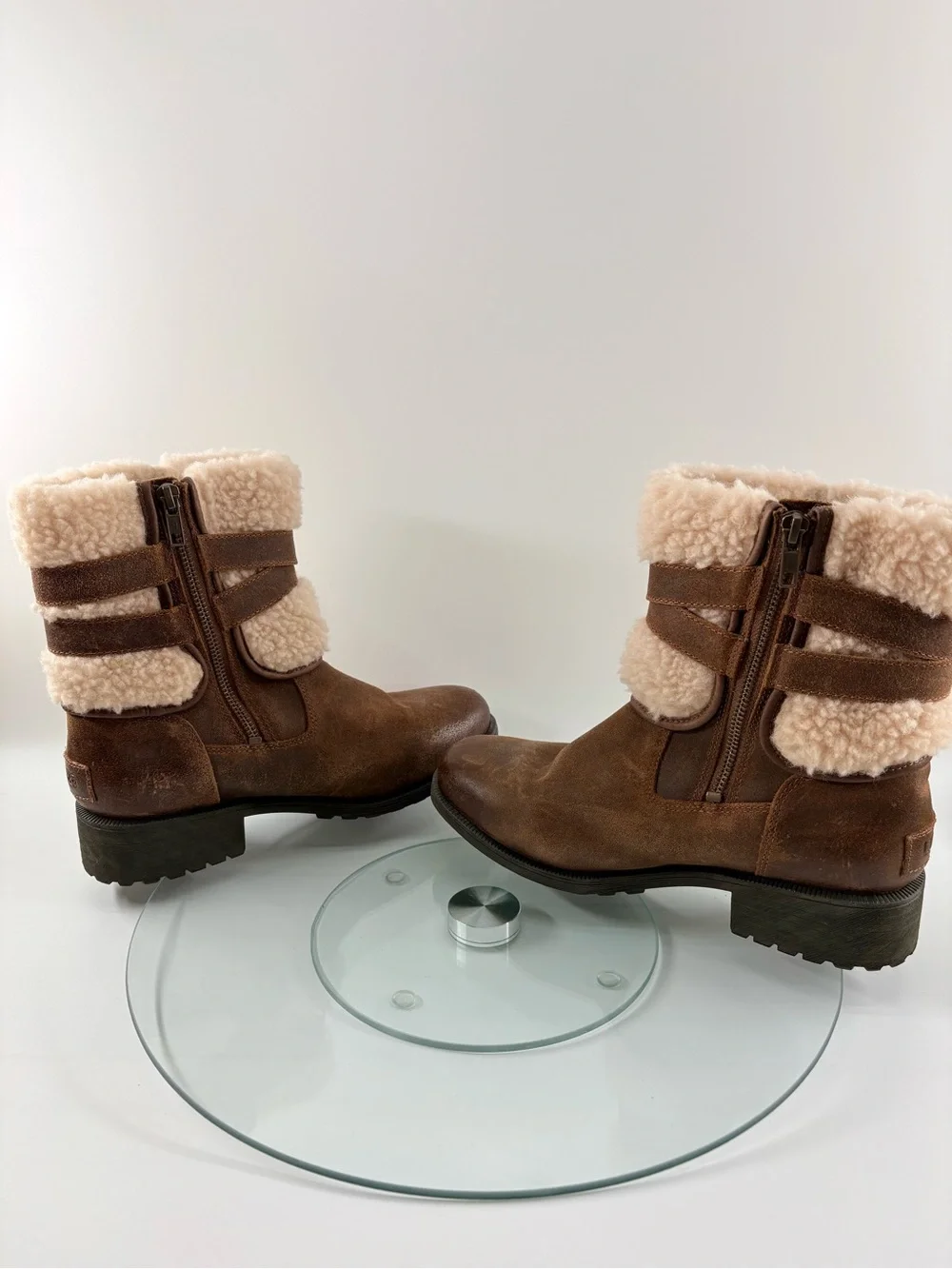 UGG pre owned