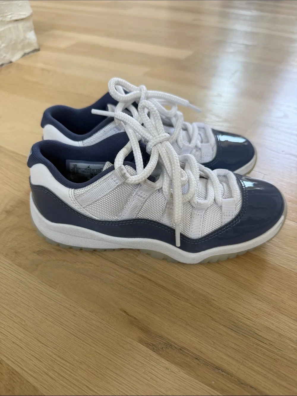 Jordan clean navy