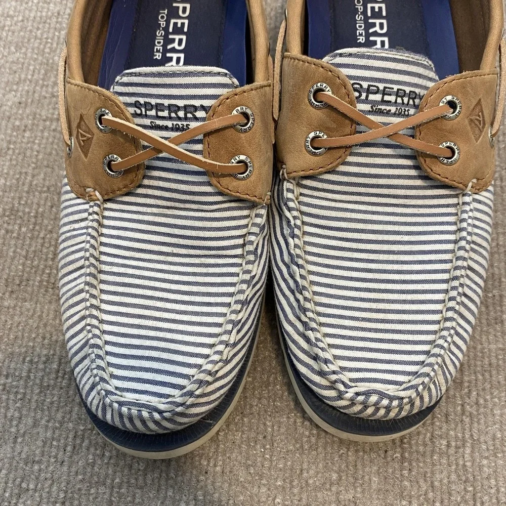 Sperry siped owned stitched