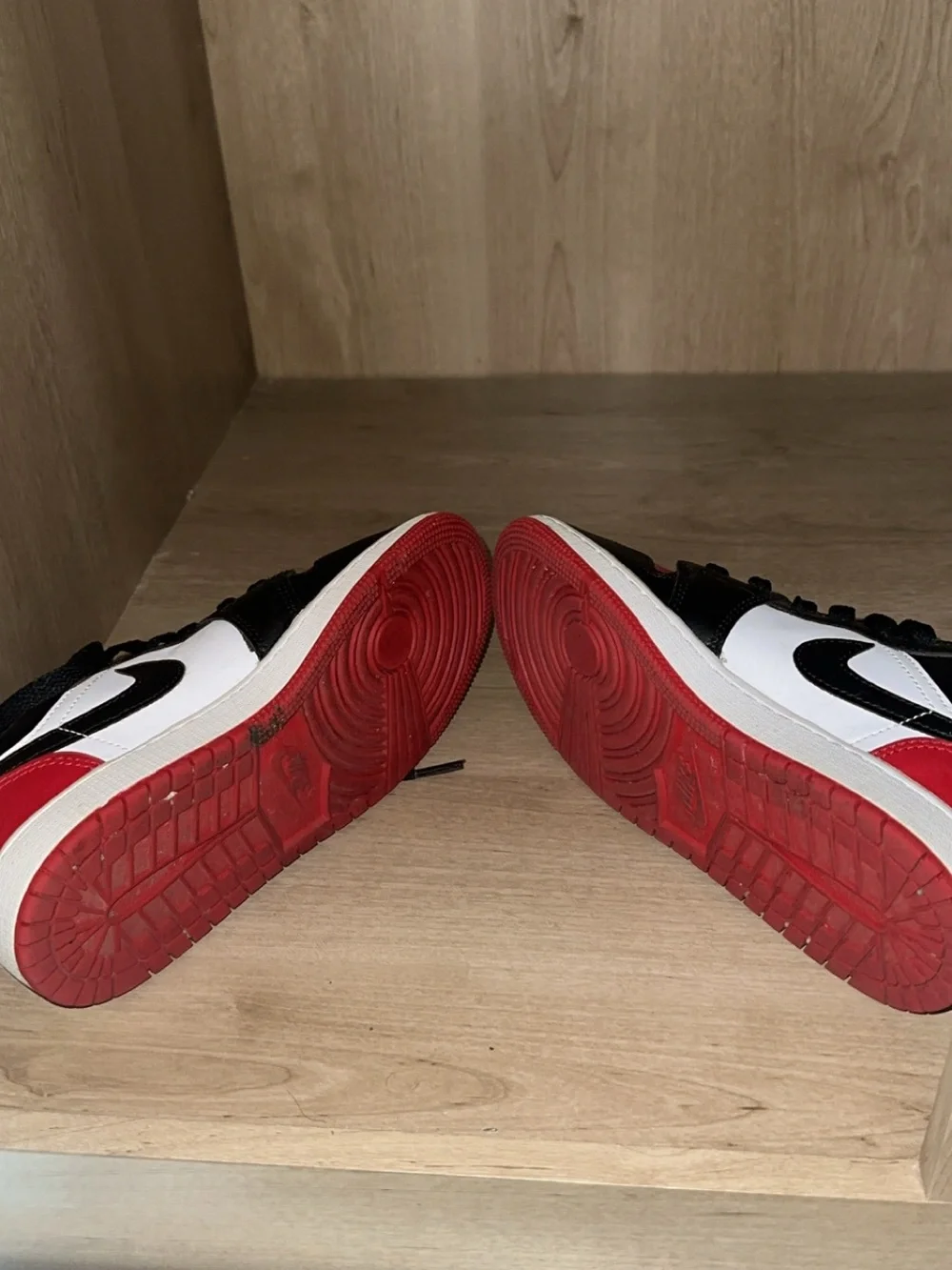 Nike classic traction easy