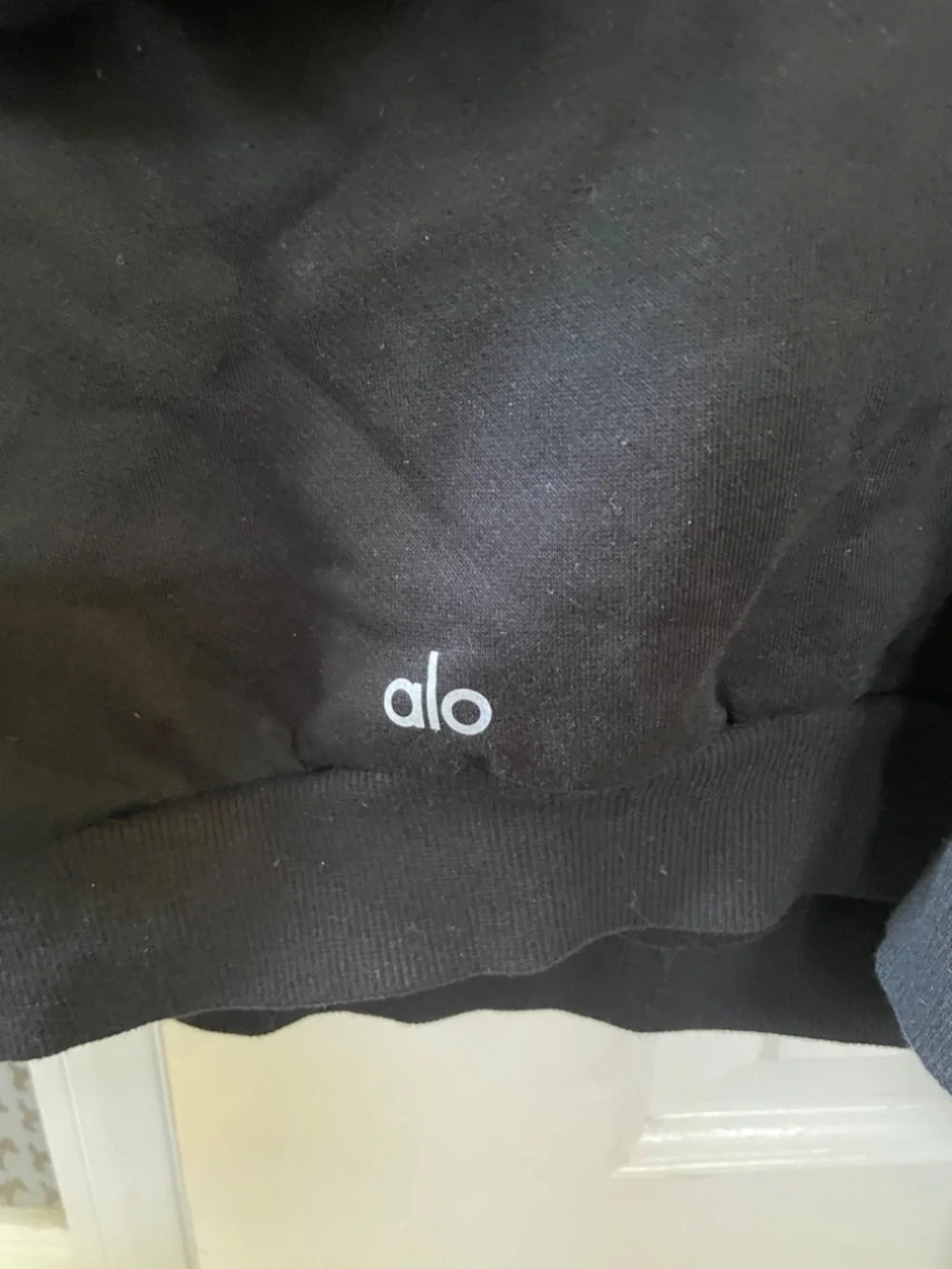 ALO Yoga excellent alo