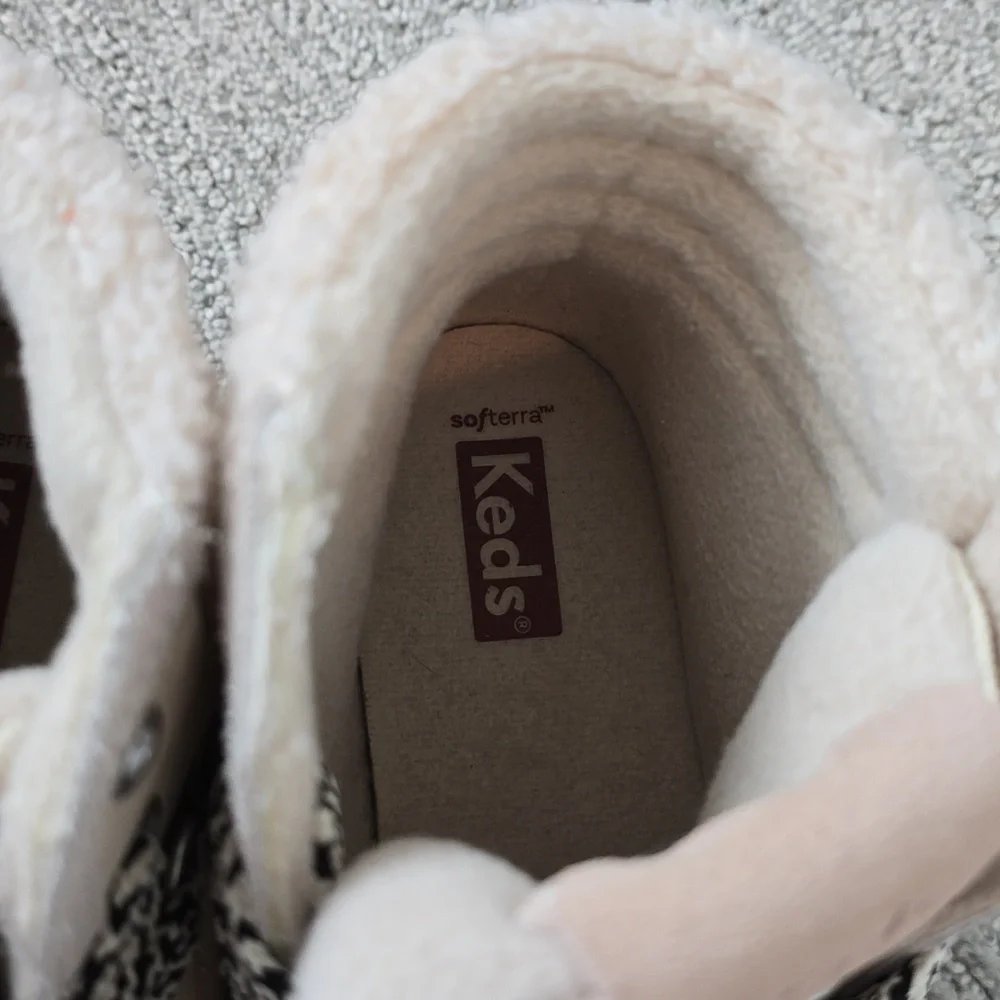 Keds never worn