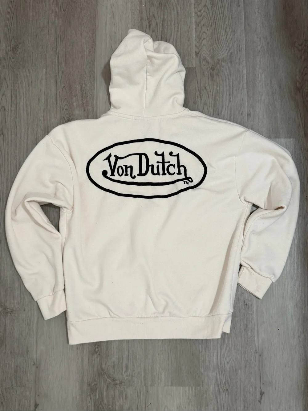 Von Dutch logo up