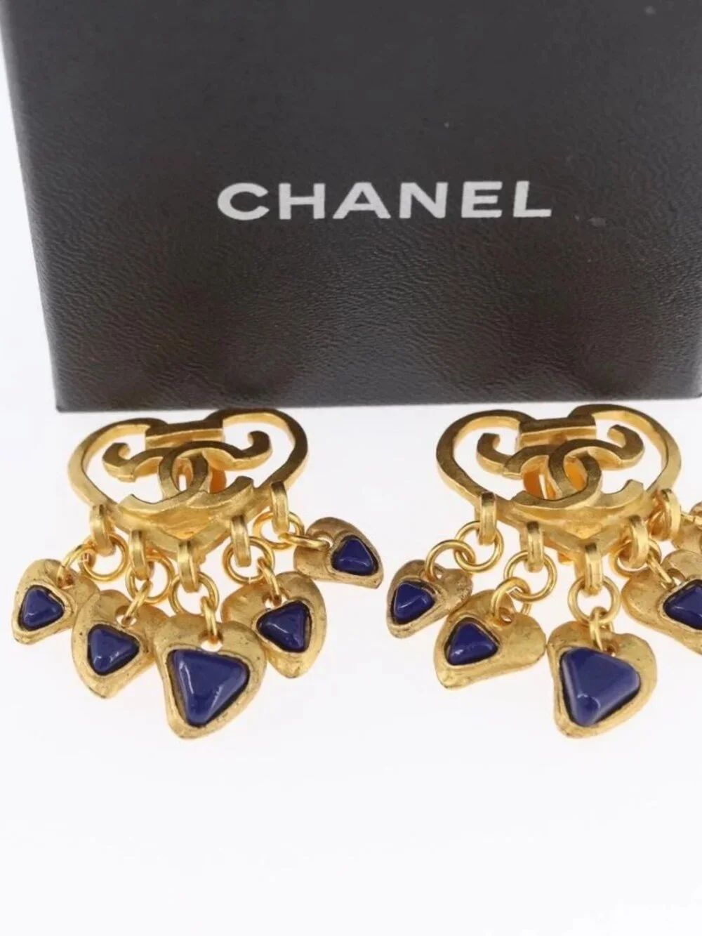 CHANEL Heart COCO Mark Earring metal Gold Tone CC Auth 168046V
