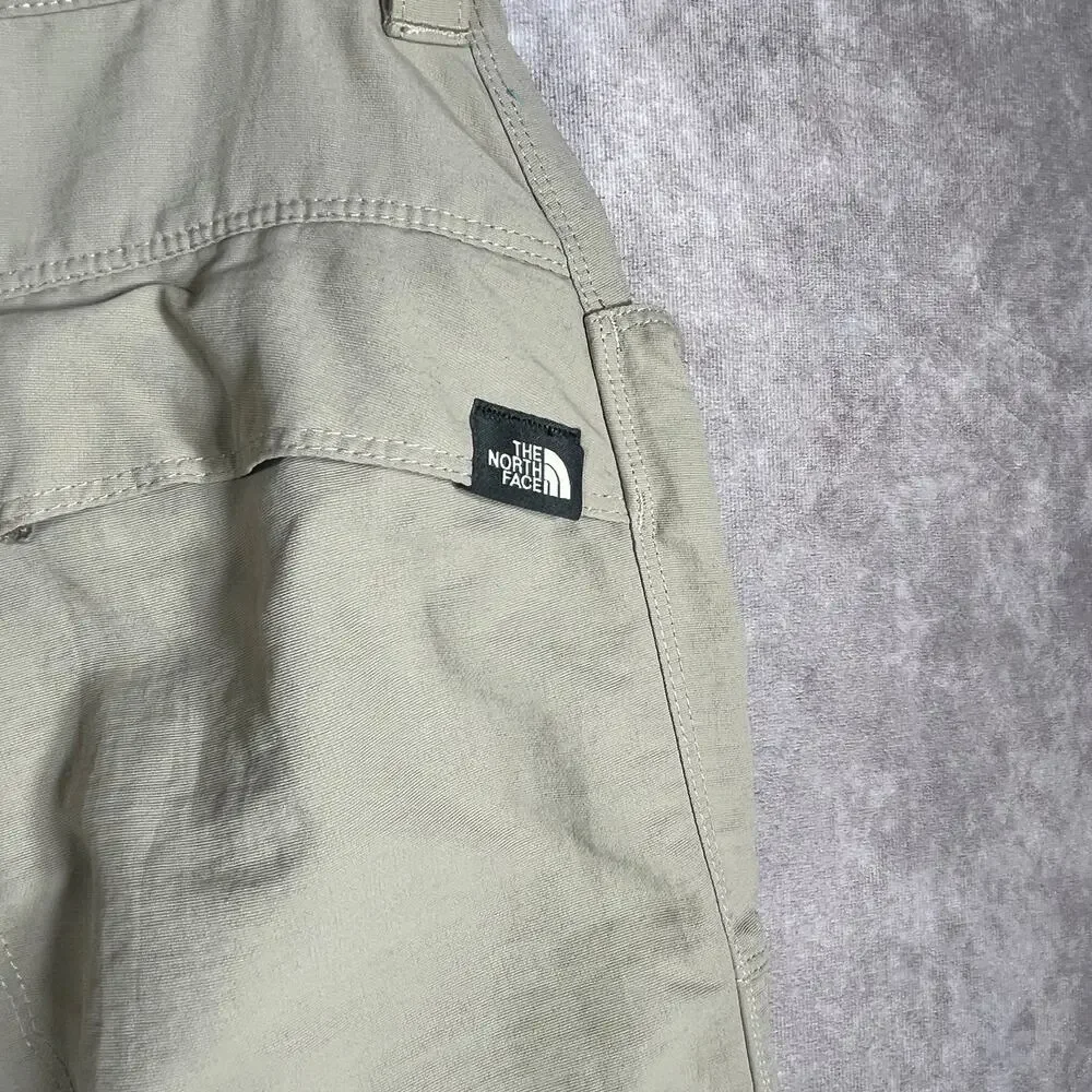 The North Face closure beige