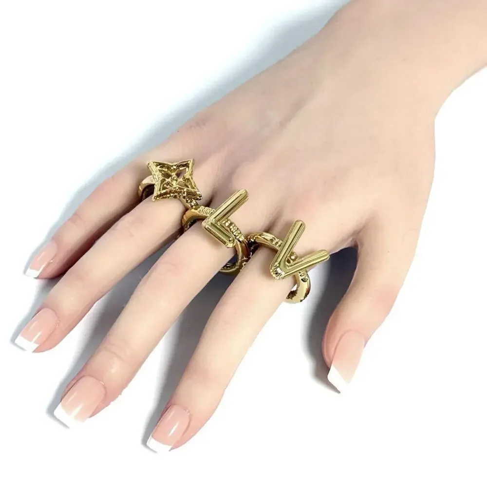 LOUIS VUITTON Ring