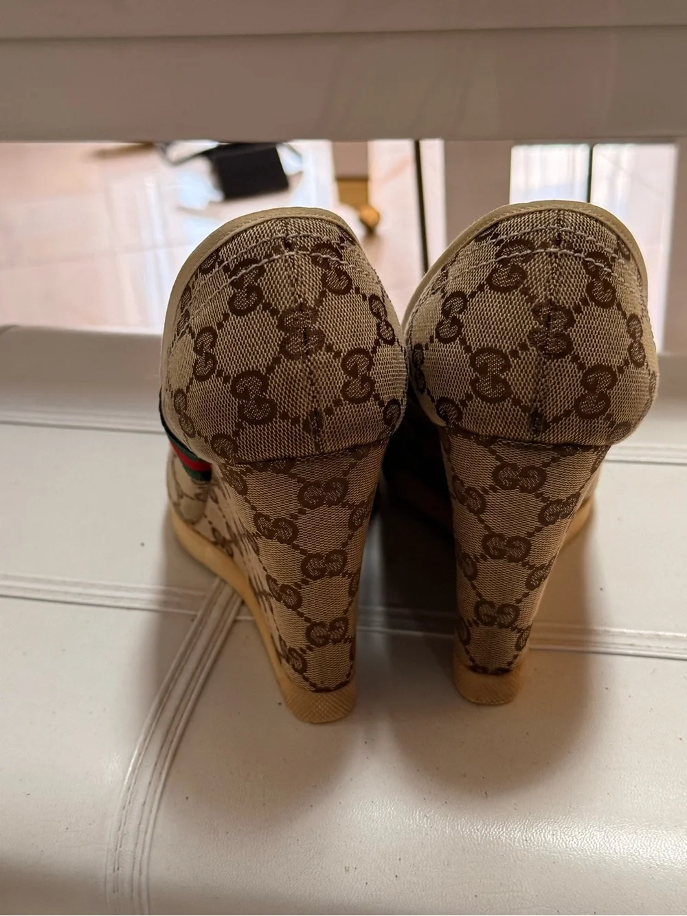 Gucci classic monogram