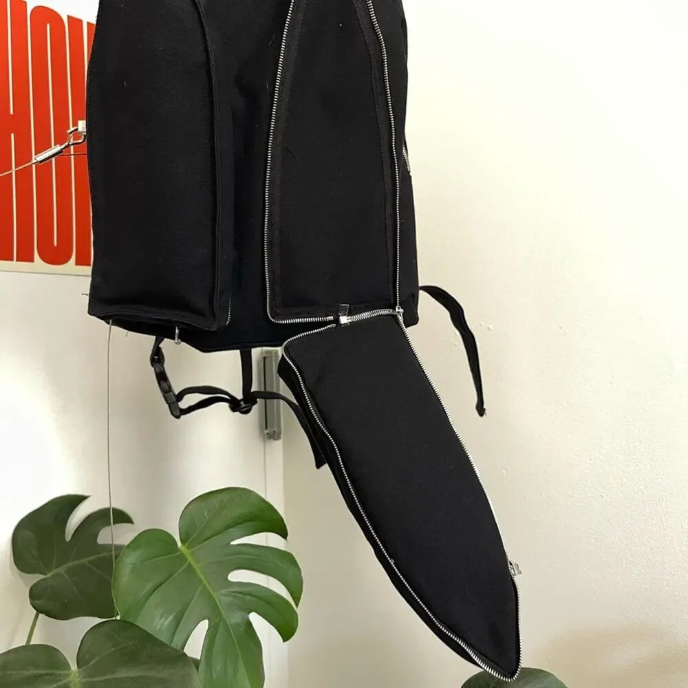 Who decides war pocketed book bag sample