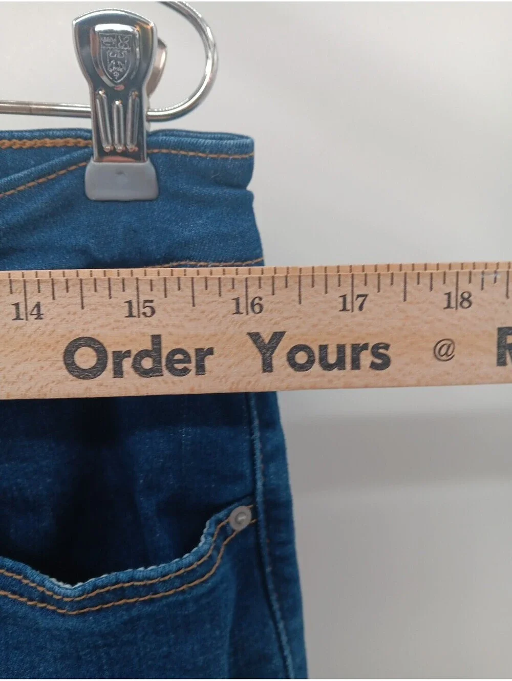 Levis usa casual these