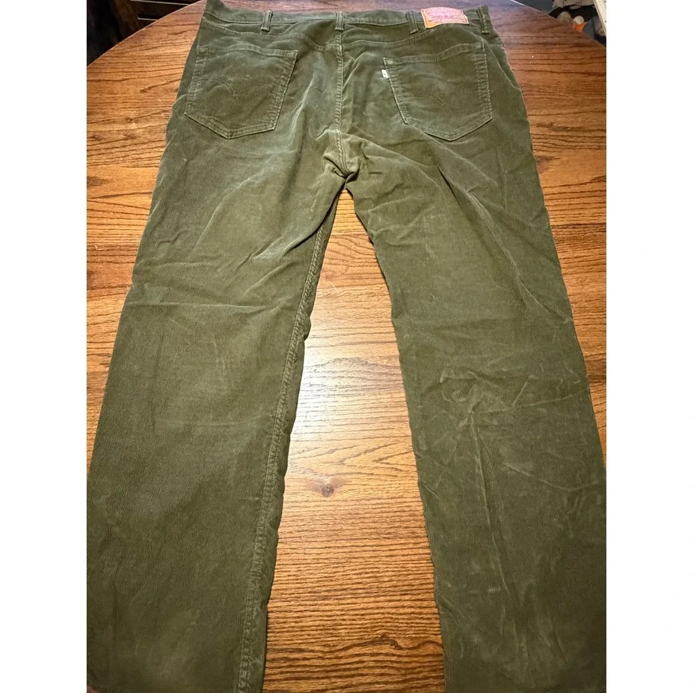 Levis 514 Straight Fit Corduroy Pants Mens 42x30 Olive Green 00514-0953