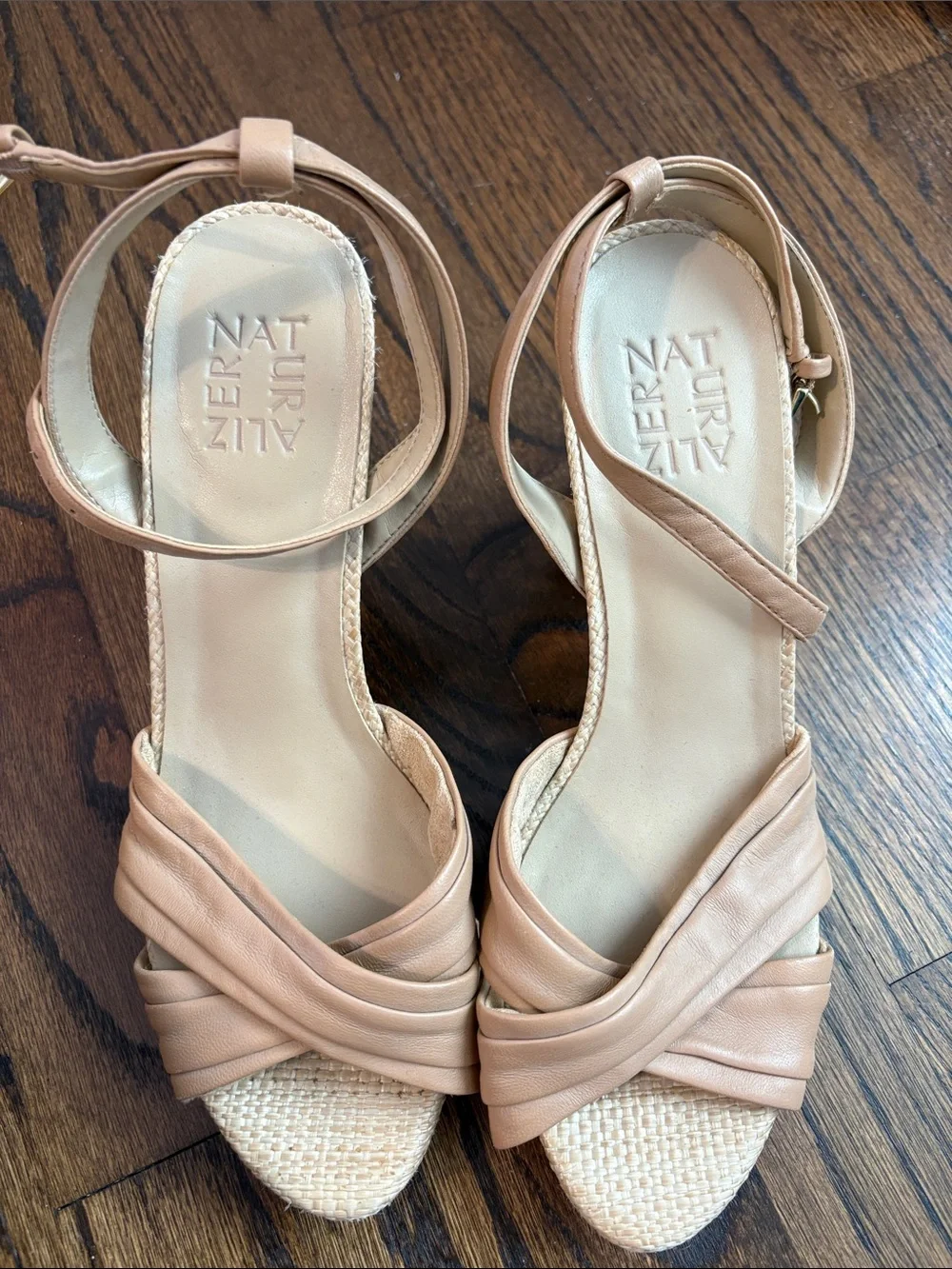 Naturalizer stylish wedge