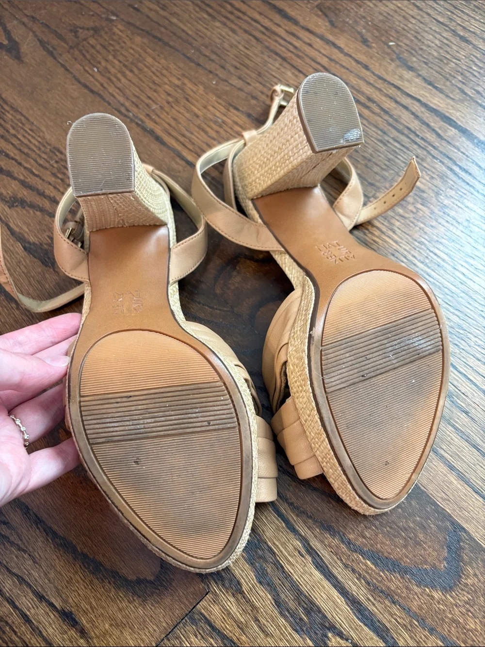 Naturalizer stylish wedge