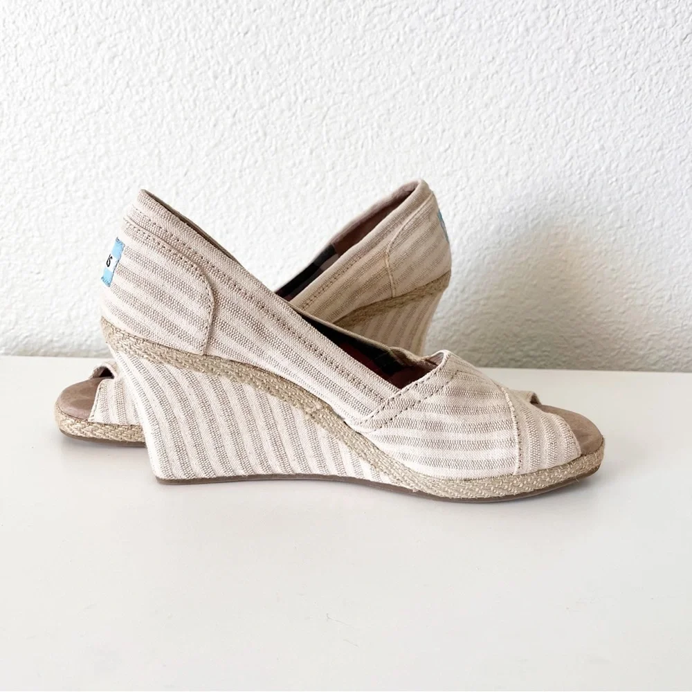 Toms lina view