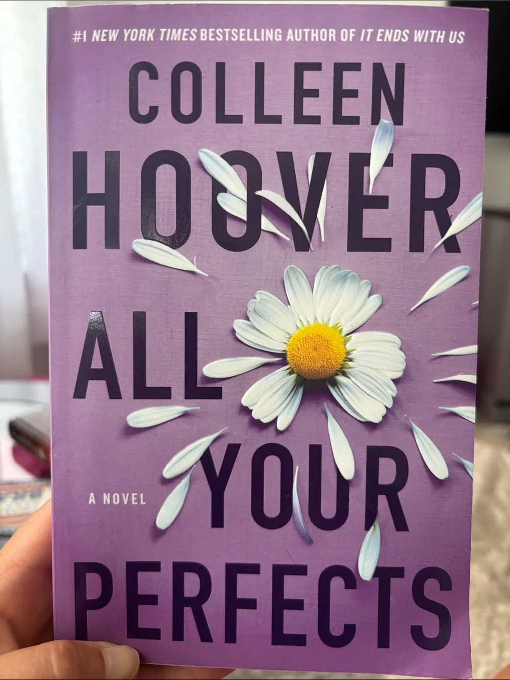 Colleen Hoover 