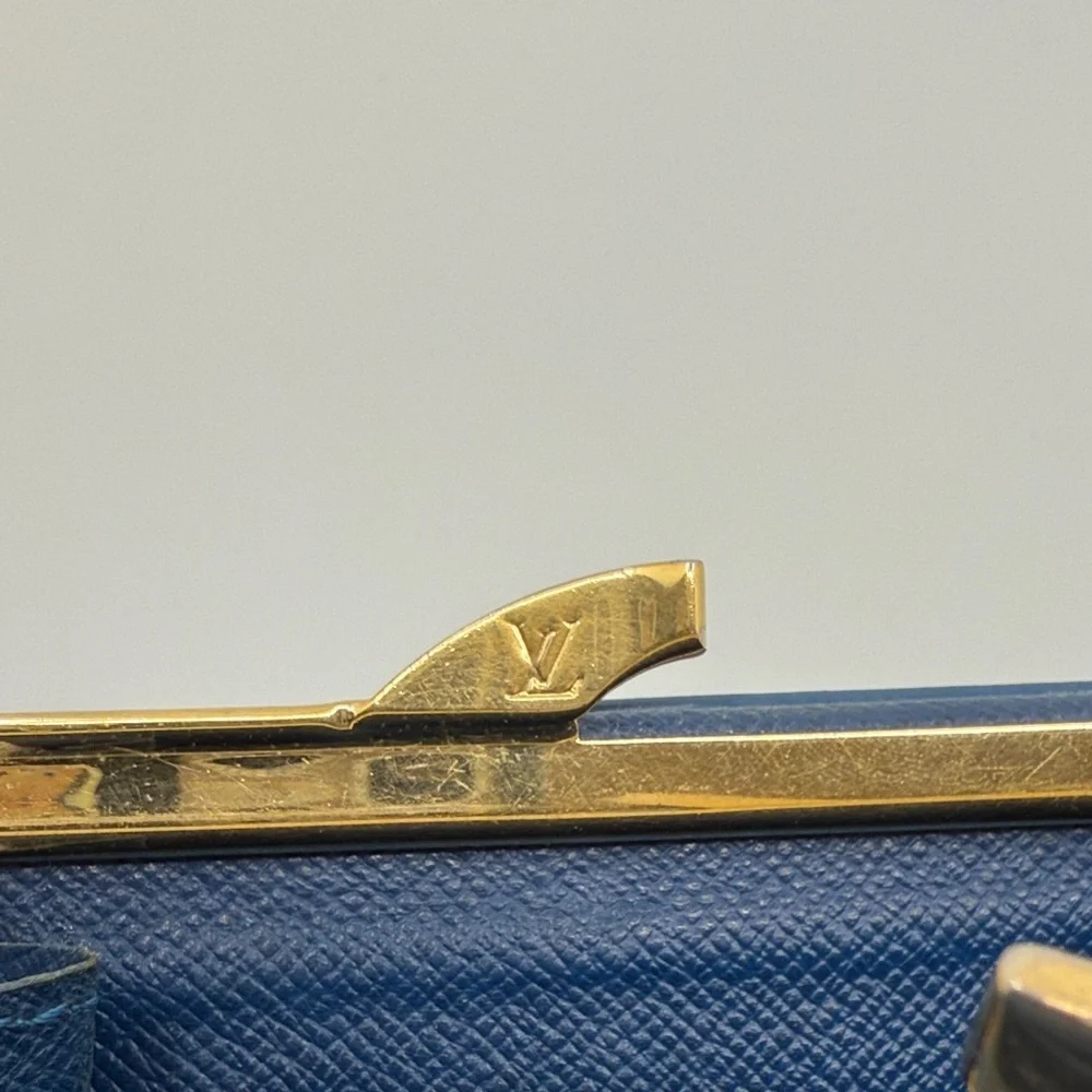 Louis Vuitton versatile elegant