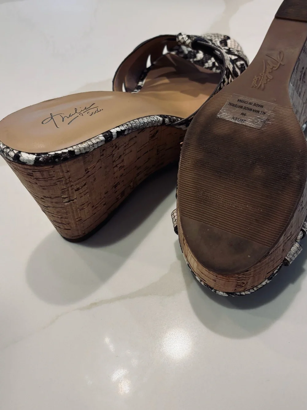 Thalia Sodi cork versatile