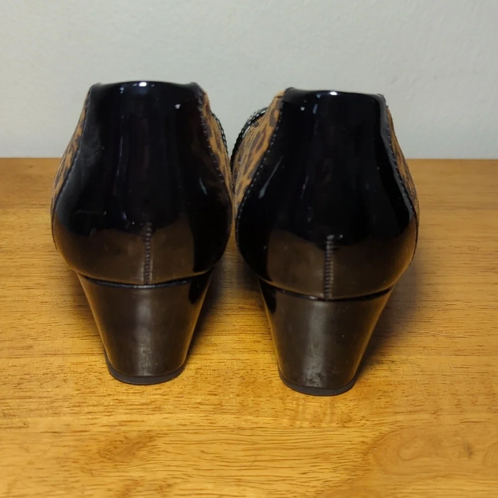 Clarks mallory strap