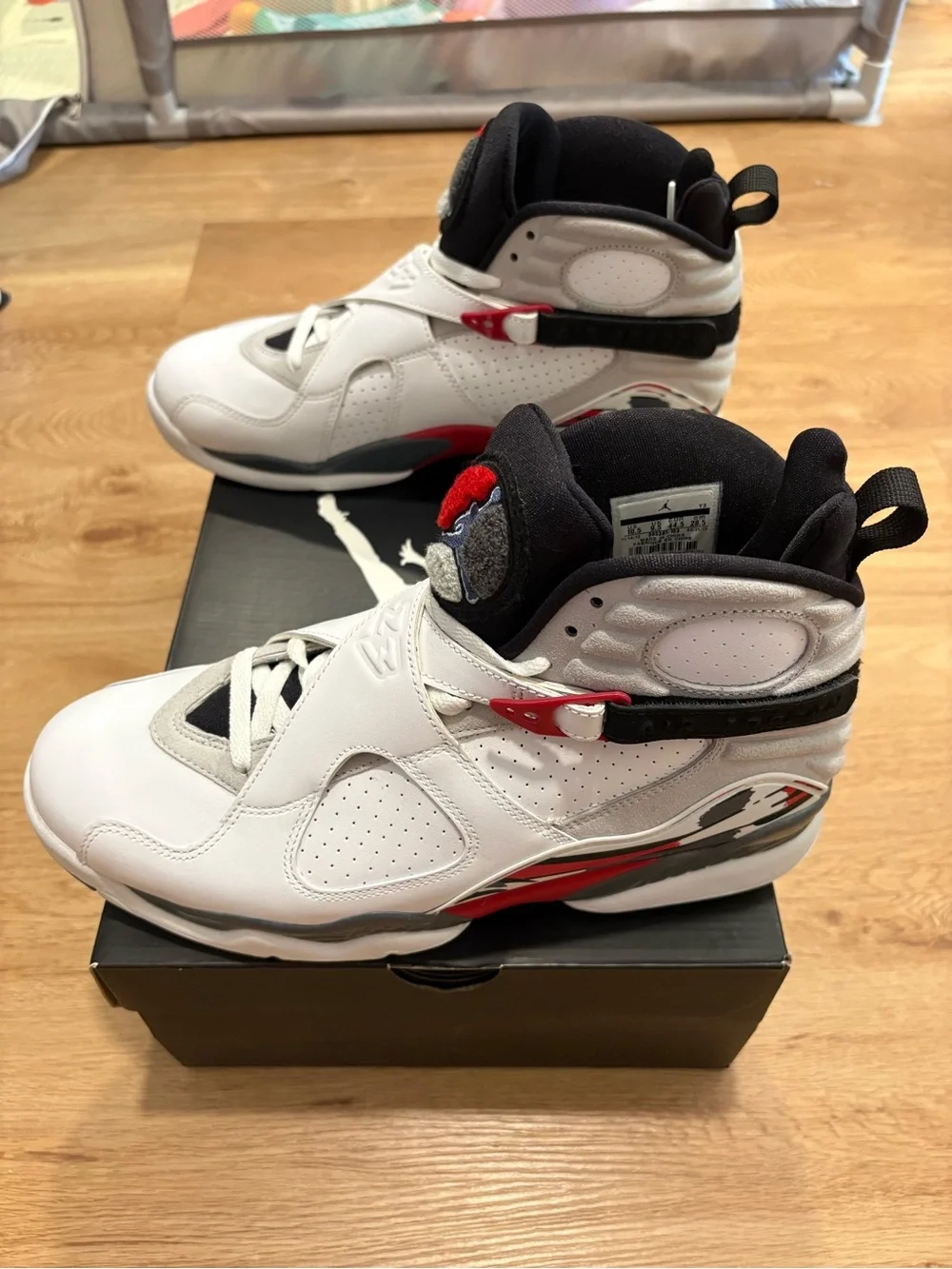 Air Jordan 8 Retro Bugs Bunny 2013 Size 10.5 Mint Never Worn DS OG Box