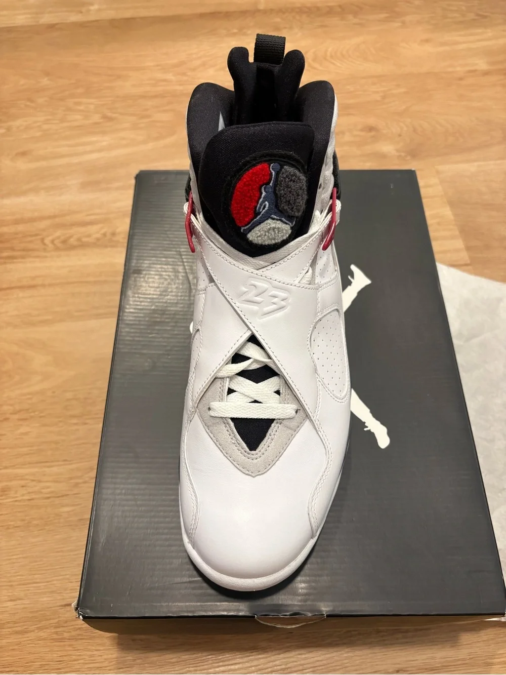 Air Jordan 8 Retro Bugs Bunny 2013 Size 10.5 Mint Never Worn DS OG Box