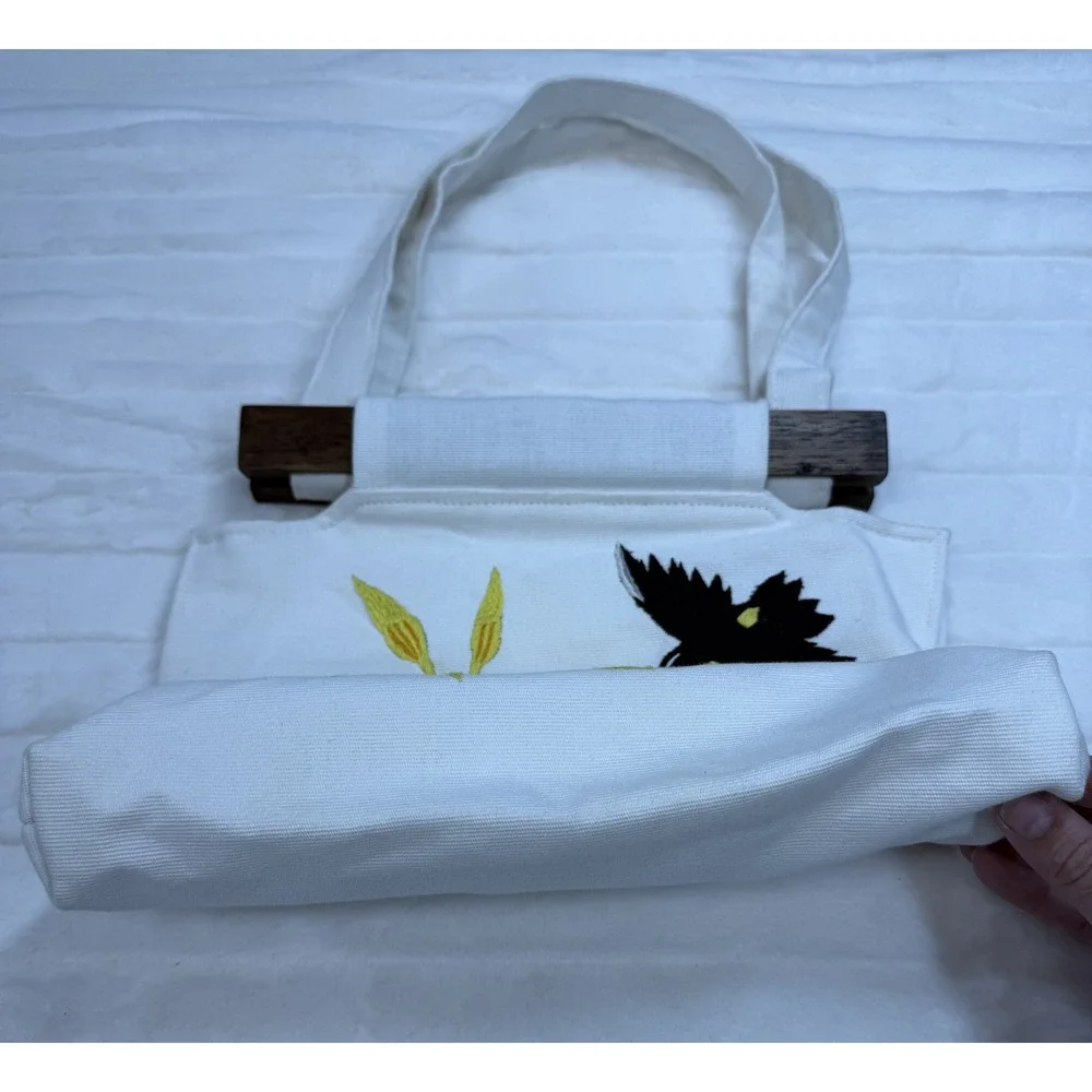 N/A embroidered canvas