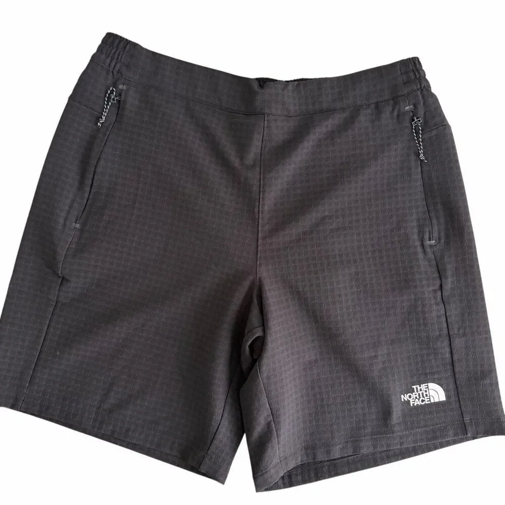 The North Face Tekware Grid Shorts FlashDry DWR Black Long NWT New Sz LARGE