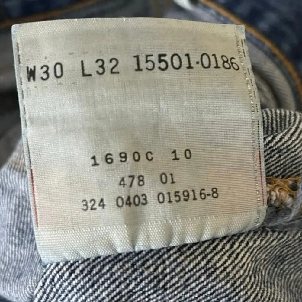 VTG 2003 Levi's 501 Original Fit Straight Leg Denim Button Fly Jeans Y2K