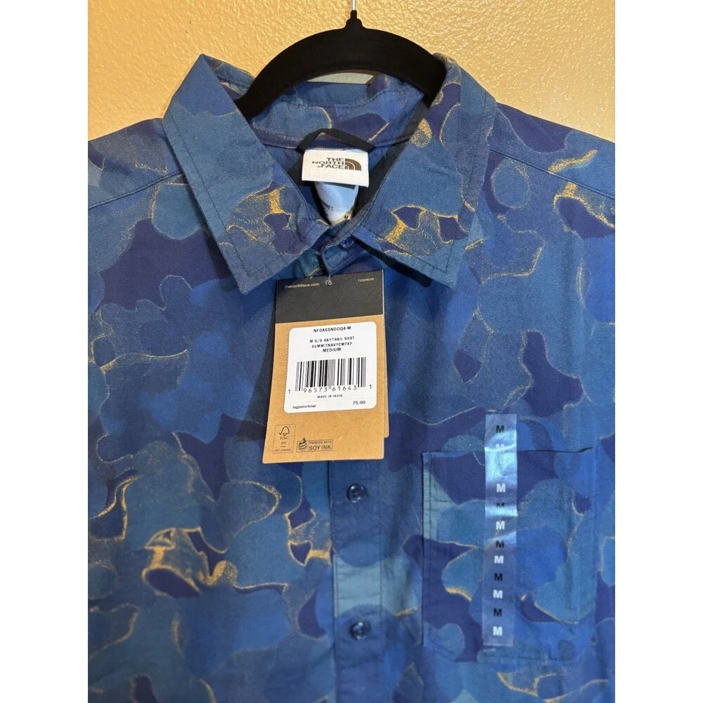 The North Face Men's Baytrail Shirt Medium Blue Camo Short Sleeve Button Up NWT
